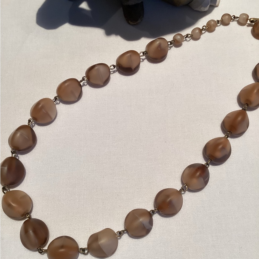 Beautiful Costume Choker  Necklace with Faux Stones in Shades of Brown.